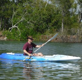2 kayaks are available