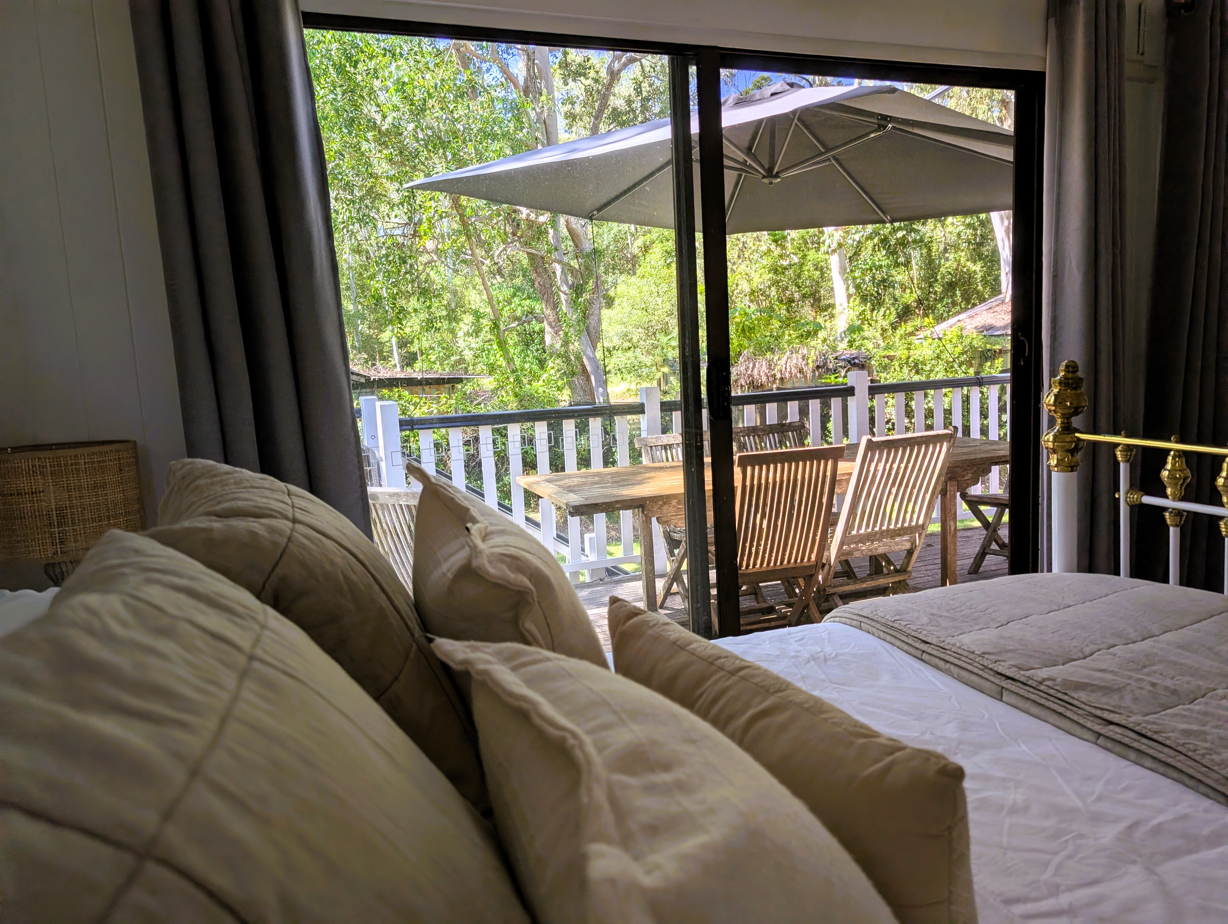Lake Weyba Accommodation